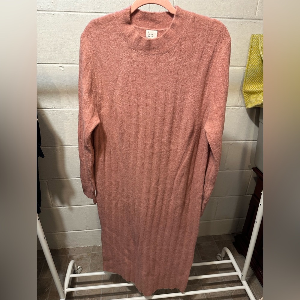 SWEATER DRESS